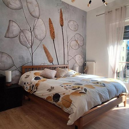Faby & Fra Apartments Ливорно Экстерьер фото