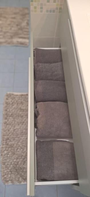 Faby & Fra Apartments Ливорно Экстерьер фото