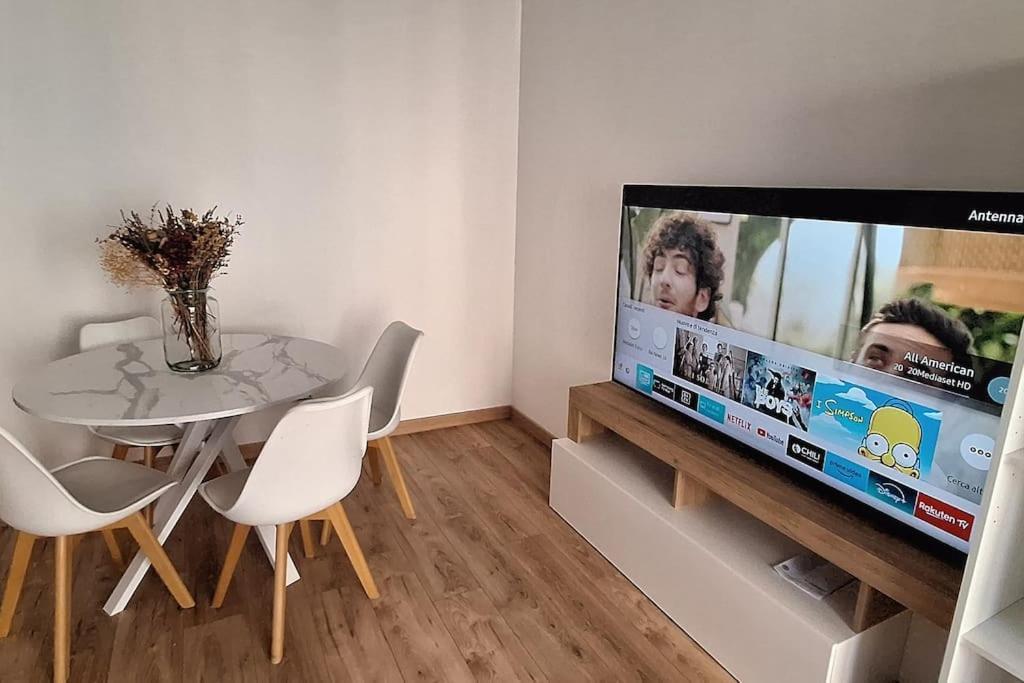 Faby & Fra Apartments Ливорно Экстерьер фото